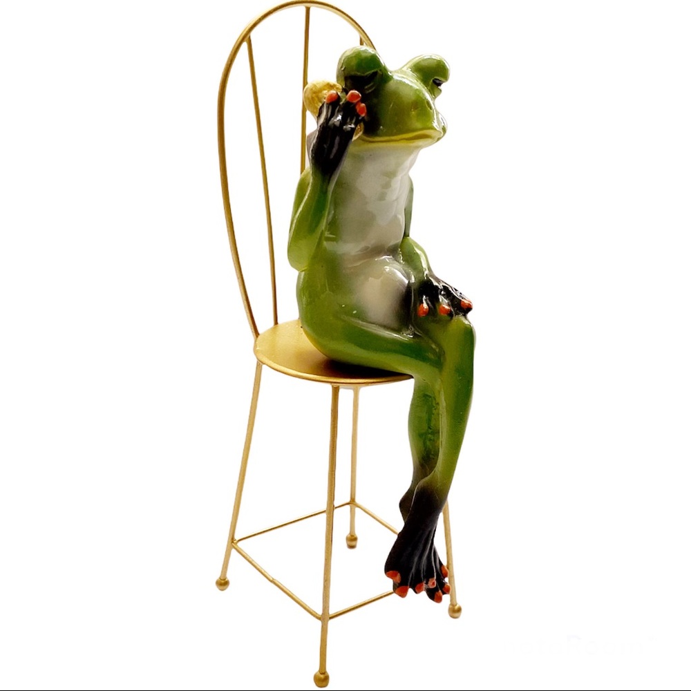 🐸FROG 9” SCULPTURE FIGURINE WITH PHONE ON CHAIR